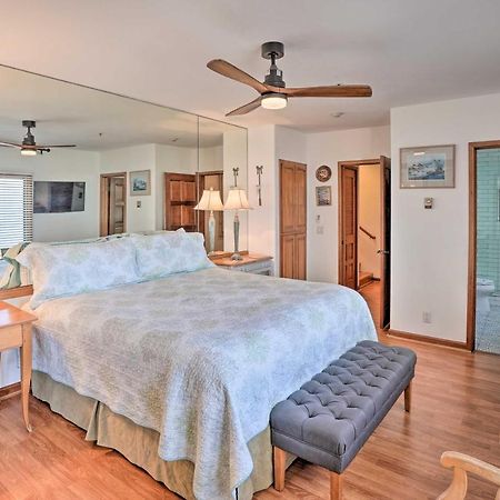Quiet Avalon Getaway Villa With Ocean View And Balcony Eksteriør billede