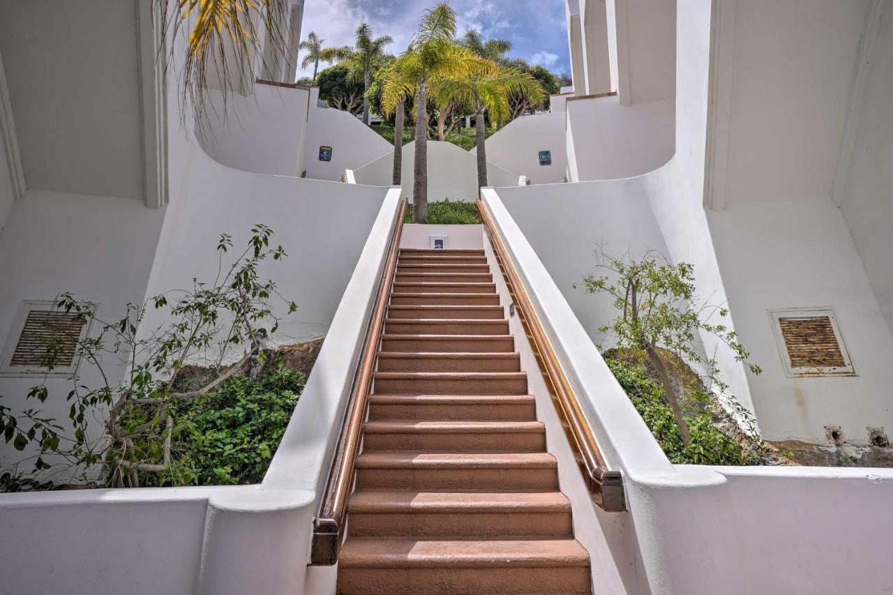 Quiet Avalon Getaway Villa With Ocean View And Balcony Eksteriør billede